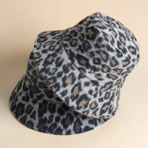 Furry hat day is autumn winter leopard print fisherman hat leopard print hat winter Korean version of leopard pot hat