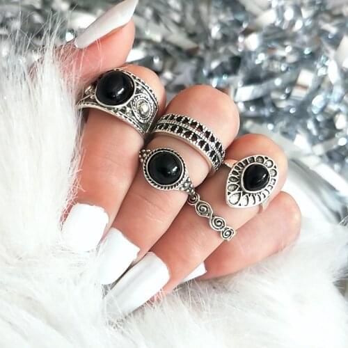 2021 Fashion Trend New Jewelry Retro Inlaid Black Gem Bohemian Style Ring Water Drop Hollow Womens Ring Set Free Shipping
