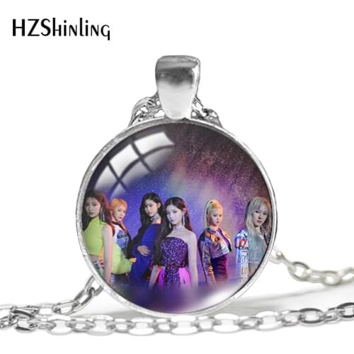 2020 New Kpop Everglow Pendant Necklace Yiren EU Mia Aisha Glass Dome Necklace Jewelry Round Photo Pendants For Fans HZ1
