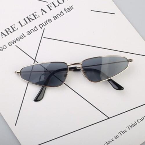 New Retro Cat Eye Sunglasses Women Vintage Metal Eyewear Fashion Weight Sunglass for Women Red Yellow Lens Sun Glasses