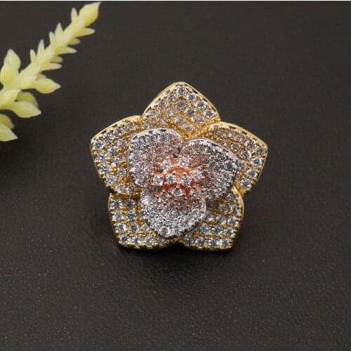 Vanifin Fashion Jewelry Graceful Lucky Flower Micro Paved Brooch Pin for Engagement Banquet Party Luxury Bridal Best Gift