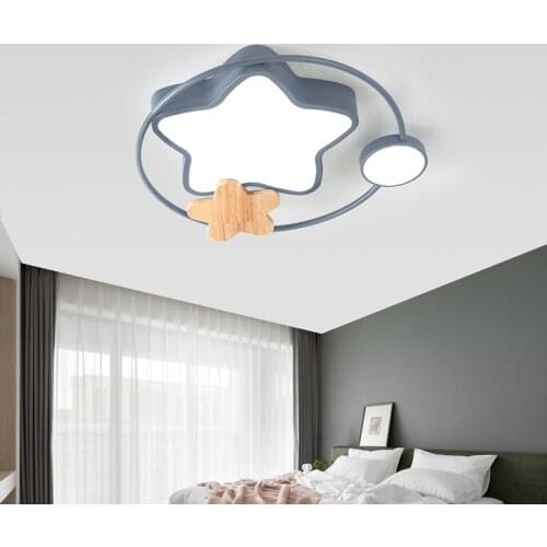 Nordic Wrought Iron Led Chandelier with Wood 42W Creative Warm Star&Heart Styles Lamp for Living Room Master Bedroom Study