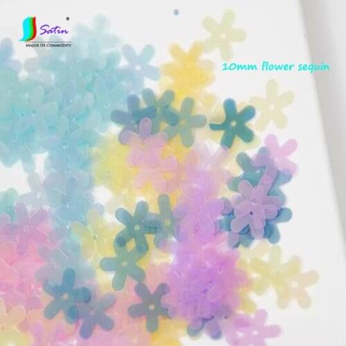 Wholesale 10mm Matte Laser Colorful Flower Shape Pet Sequins DIY Childrens Bag Dress Show Clothes Decorative Sequins Material