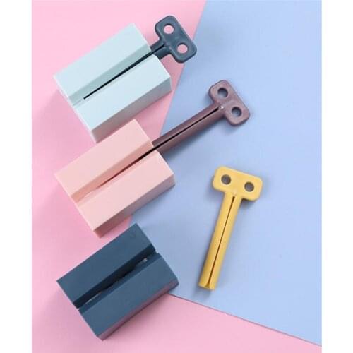 20pcs/lot Multi-functional Toothpaste Dispenser Facial Cleanser Squeezer Clips Rolling Toothpaste Squeezer Tube