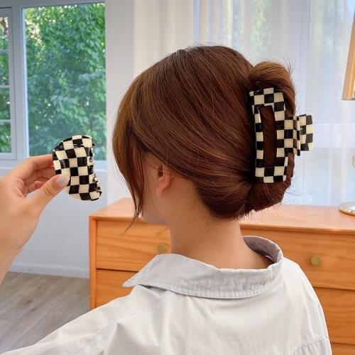 Elegant Black White Plaid Grab Clip Large Acetate Hair Clip Crab Hair Claws for Women Girl Hair Accessories Hair Style Make