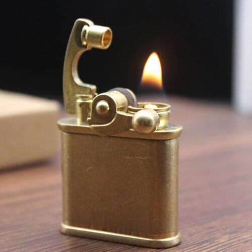 Retro Free Fire Torch Lighter Brass Windproof Grinding Wheel Flint Kerosene Oil Pipe Lighter Cigarette Rechargeable Lighter