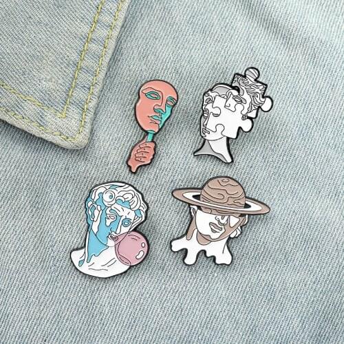 Face enamel brooches pins badge for women
