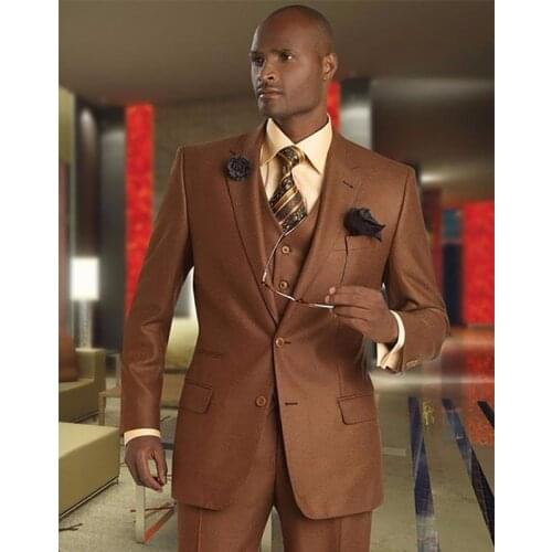High Quality Two Buttons Brown Groom Tuxedos Notch Lapel Groomsmen Mens Wedding Prom Costume Homme (Jacket+Pants+Vest+Tie)