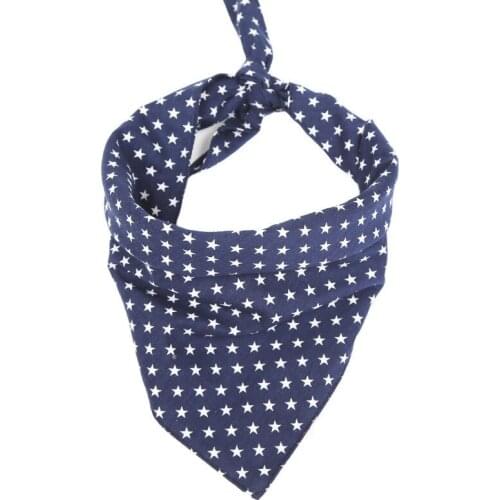 Cheap Cotton Pet Bandana Red Snowflake Dog Saliva Towel Pet Scarf Headscarf Blue Star Dog Bandanas Dogs Pets Accessories
