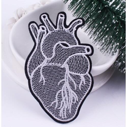 Heart Cloth Patch Stripes For Jacket Clothing Embroidery Badges Iron On Pathces On Clothes DIY Apparel Garment Accessories Decro