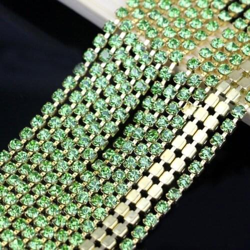 Summer color 1meter/piece 14colors glass crystal Rhinestone Chain Gold bottom sew on Cup Chains For diy Garment Bags decorations