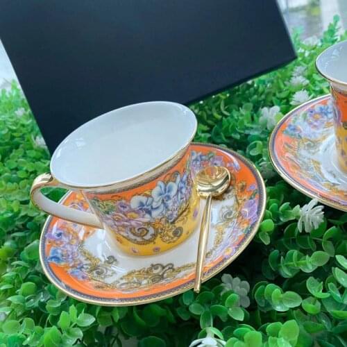 High Quality Porcelain Cups with Saucers Set Kitchen Tableware Home Decor Ceramic Coffee or Tea Cup Saucer Luxury Wedding Gift