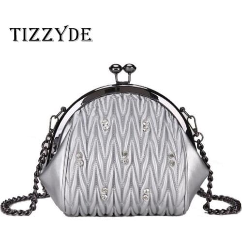 Bags for women 2018 New fashion clip-encrusted shell bag Korean version of the wild chain shoulder Messenger bag bolsa LD16