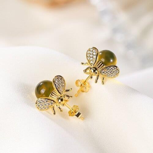 Trendy S925 Sterling Silver Natural Amber Beer Stud Earrings for Women Plated Gold Elegant Bee Earrings Valentines Party Gift