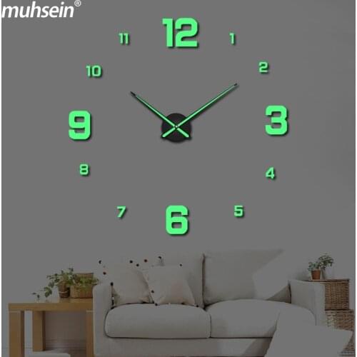 Muhsein Wall Clock