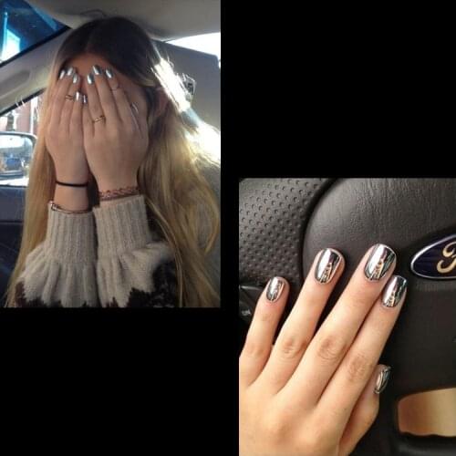 24pcs Silver Short Fake Nails Eearing Finished Nail Stickers Adhesive Mirror Flash False Nail Manicure Girl Waterproof Beauty