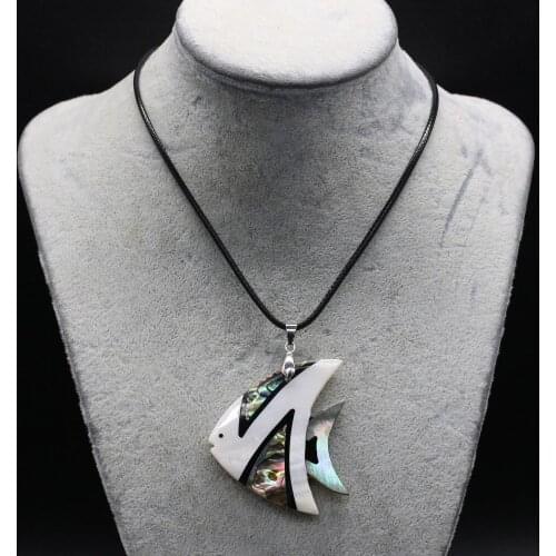 Natural Shell Pendant Cute Fish Necklace Fashion Jewelry Mother of Pearl Shell Necklace Leather Rope for Women Men Jewelry Gift