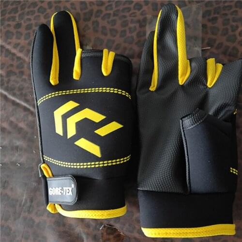 Winter Mens Fishing Gloves Sports Riding Males Gloves Fitness Warm New Fashion Three-finger Half-finger Gloves For Boys