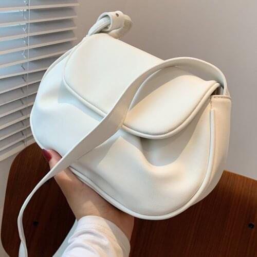 High-quality Exquisite Niche Design Handbags Womens Bags 202 Summer Wild New Womens Bags Korean Messenger Bag Saddle Bag