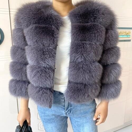 2021 Hot Real Fur Coat Womens Winter Warm Natural Fox Fur Coat High Quality 50cm Short Jacket United Kingdom Hot Wholesale