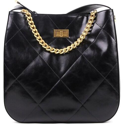 SEELASS Women's Clutches On A Chain