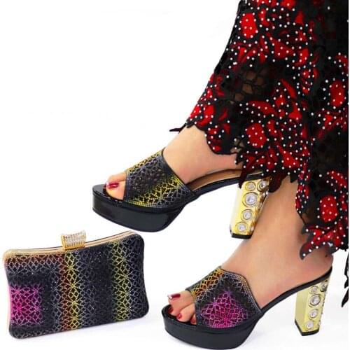 2021 Winter New Arrivals Italian Design Shoes and Bag to Match in Black Color Decorate with Rhinestone for Wedding Party