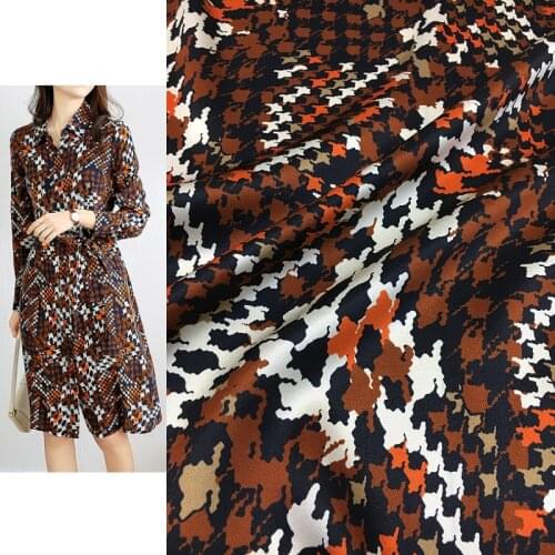 Houndstooth printing black and white coffee tone art twill digital printing mulberry silk high fashion fabric scarf sewing