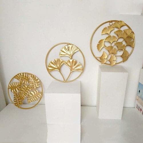 Nordic Ginkgo Leaf Iron Wall Decor Golden Metal Wall Hanging Home Decoration Hotel Living Room Sofa Background Wall Hanging