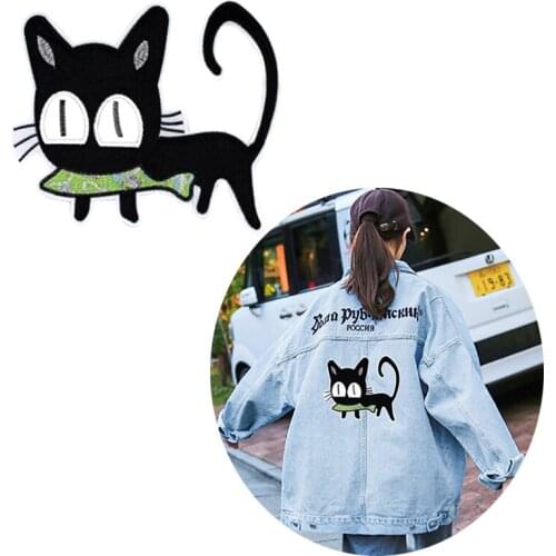 Fun Black Cat Eating Fish Patches 3D Diy Embroidery Badges Fashion Patch Iron on fabric Sticker Clothing Bags Accessories