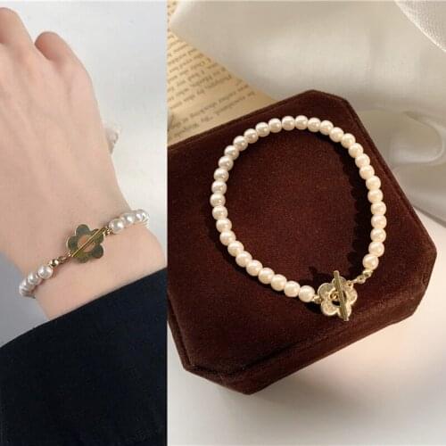 Baroque Hollow Metal Flower Petal Pearl Chain Bracelet Bangle Korean Wrist Jewelry Bracelets for Women Girls Gift 2021 Trend New