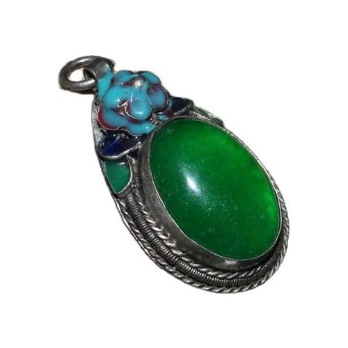China Old Tibetan Silver Jade Inlaid Tibetan Silver Pendant