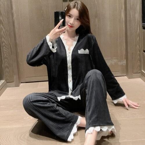 Autumn Female Black Velvet Pajamas Warm Long Sleeve Home Suit Women Two Piece Set V-neck Lace Sleepwear Night Suit Sets