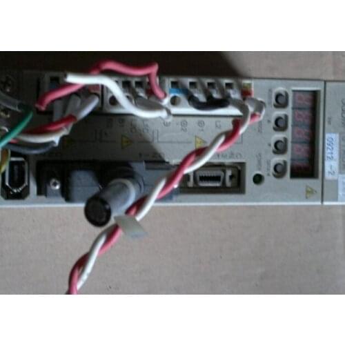SGDM-01ADAY287 SERVO DRIVER , used in good condition . 80% appearance new , good working , free shipping