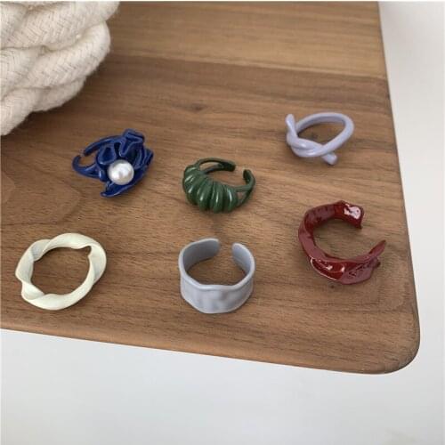 Pearl statement rings for woman