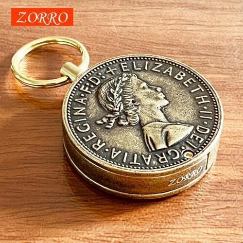 Zorro Kerosene Lighter Round Old Style Nostalgic Flint Grinding Wheel Gift For Boyfriend Personality Fashion Mini Keychain Box