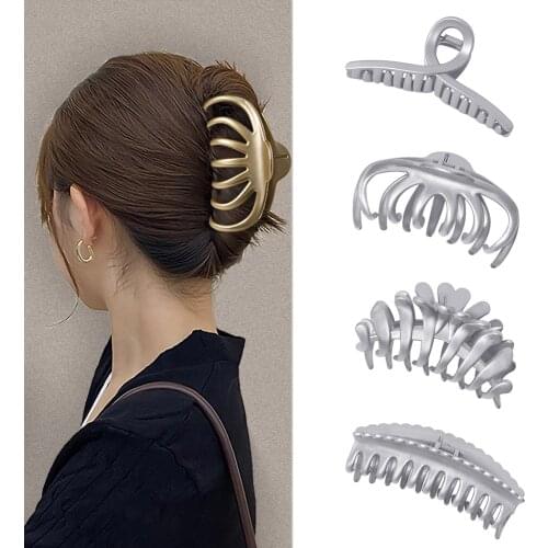 Fashion Gold Silver Geometry Claw Clip Large Barrette Crab Shape Hair Claws Bath Clip Ponytail Clip For Women Hair Accessories