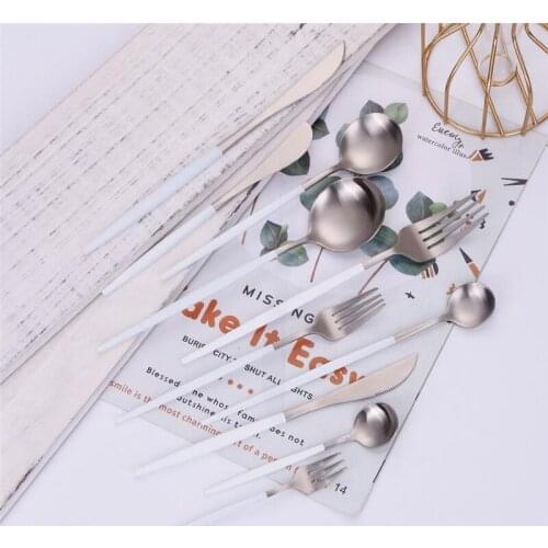 11 Piece Set Matte White Silver Cutlery Set Main Course Dessert Dinnerware Set Western Kitchen Tableware Flatware Set Wholesale