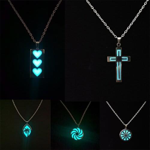 Rinhoo Luminous Necklace Glowing In The Dark Heart Cross Perndant Stainless Steel Punk Necklace Fashion Jewelry for Men Women