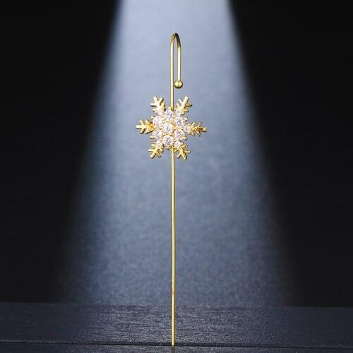 Bettyue New Arrival Cute Snowflake Modelling Charming Cubic Zircon Jewelry For Female Fashion Statement Banquet Fancy Gift