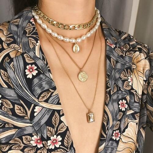 Doyours Golden Chains