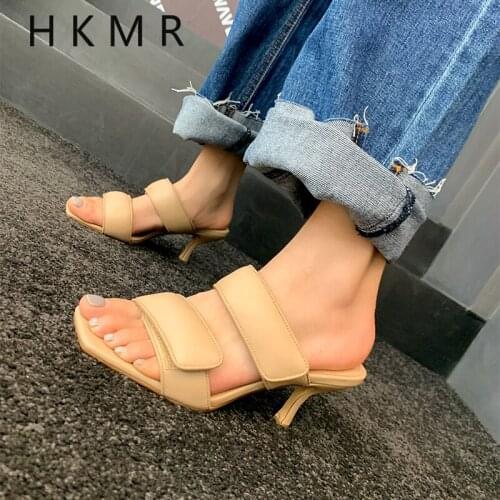 2021 Hook & loop stylish slippers summer high heel formal Mules Shoes Womens Leather Beach Shoes Celebrity Street Fashion Shoes