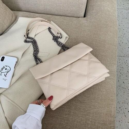 Solid Color Leather Shoulder Messenger Bag 20222 New Ladies Chain Handbags Fashion Casual Shopping Bag Multi-layer Envelope Bag