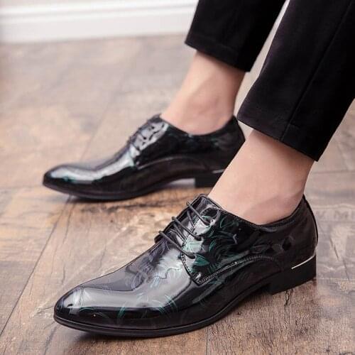 2021 New Spring Mens Graffiti printing pattern Flats Rock Oxford Shoes Wedding Party Formal Footwear Sapato Social Masculino