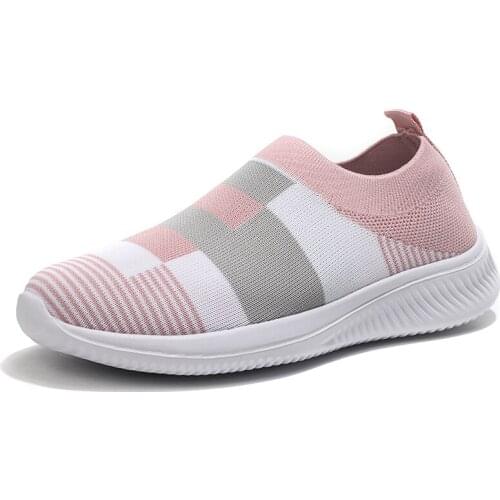Women Tennis Shoes 2019 New Flexible Zapatos Mujer Soft Non-slip Sneakers Outdoor Sport Fitness Gym Shoes Autumn Tenis Feminino