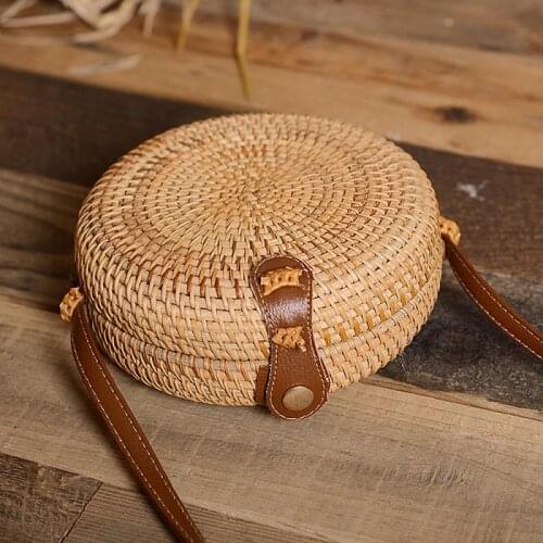2021 Womens Summer Beach Tote Handbag Ladies Rattan Straw Wicker Crossbody Bag Basket Fashion Handmade Small fresh bag