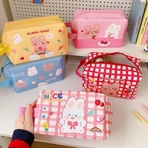 Kawaii Bear Women Cosmetic Bag Cute Cartoon Girl Makeup Bags Case Large Capacity Fashion Zipper Travel Organizer Beauty Pouch