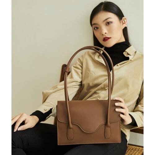 2021 Spring Leather Womens Bag, Womens One-shoulder Handbag, Fashionable and Versatile Large-capacity Bag