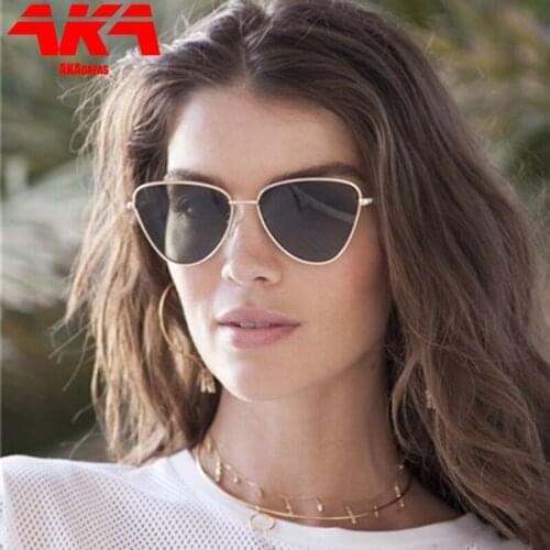 AKAgafas Cat Eye Small Frame Sunglasses Women Ocean Lens Sun Glasses Vintage Personality Cool Oculos Feminino Street Beat Lentes
