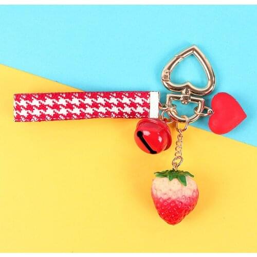 Strawberry Red Heart Keychain For Women Girl Simulated Fruit Pendant Key Ring Cute Car Bag Key Holder Female Jewelry Accessories