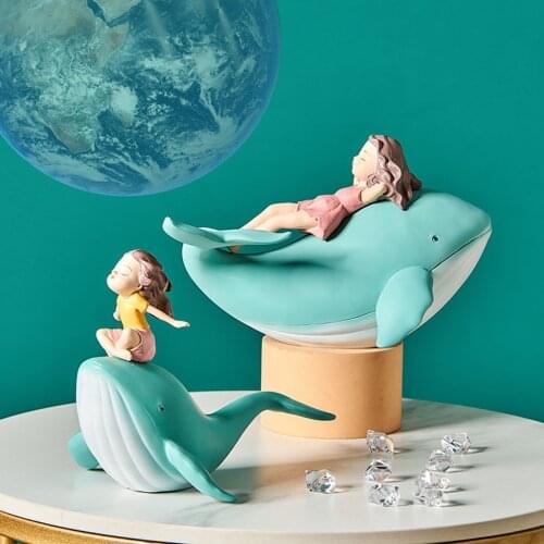 Modern home decoration office desktop statue for living room piecies home decor statues resin Ornaments